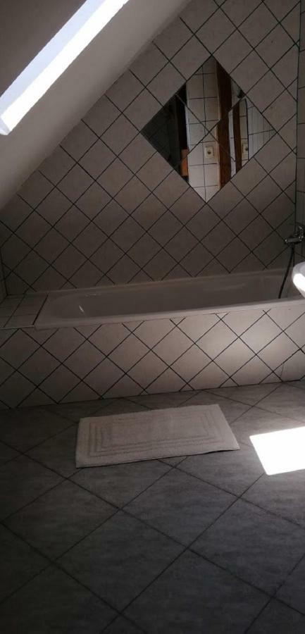 Gesztenye Vendégház Ságvár Exterior foto